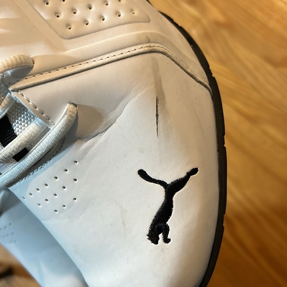 Puma shoes - Picture 3 of 3